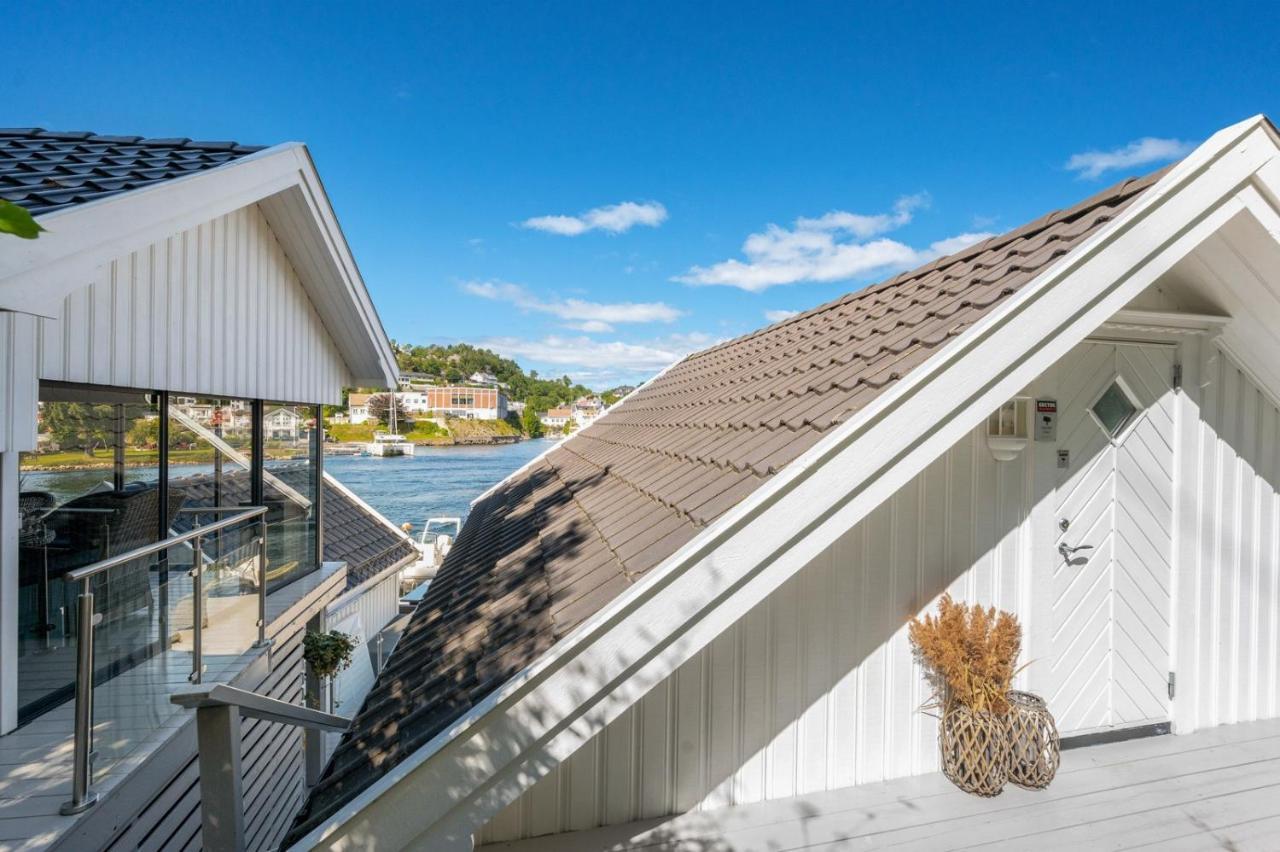 Luxurious Boathouse With Private Dock In The Best Location In Arendal Kültér fotó