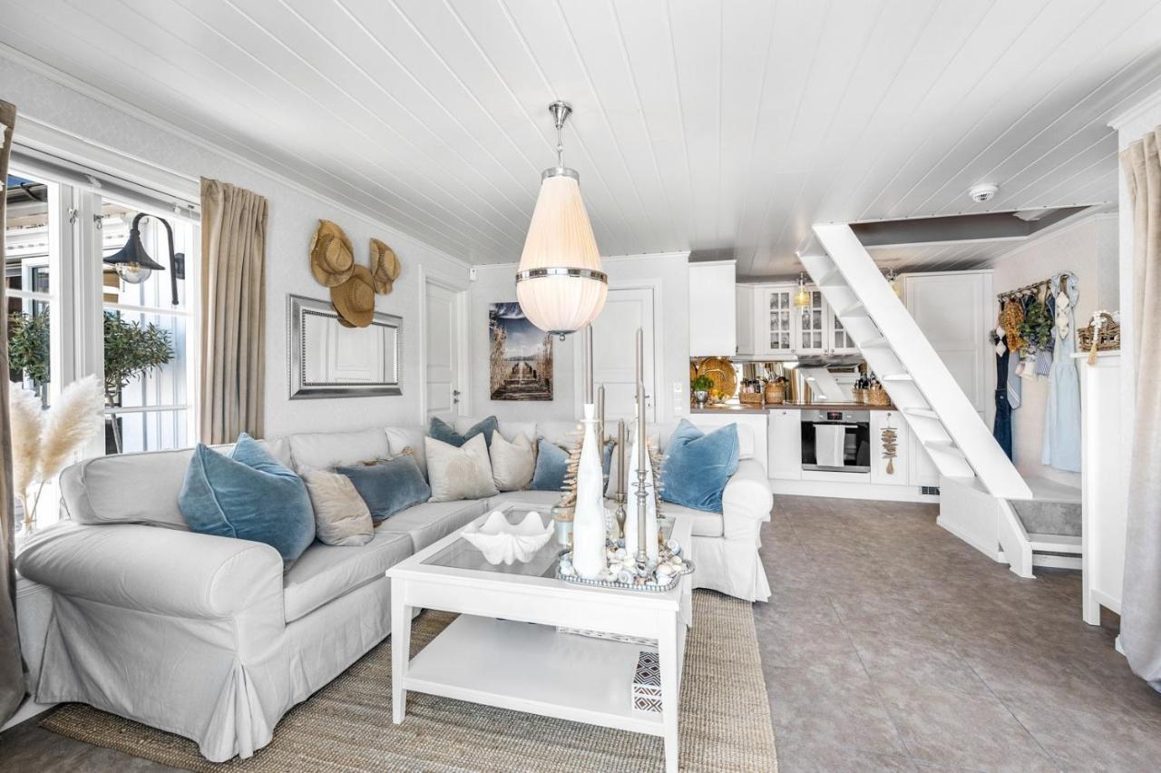 Luxurious Boathouse With Private Dock In The Best Location In Arendal Kültér fotó