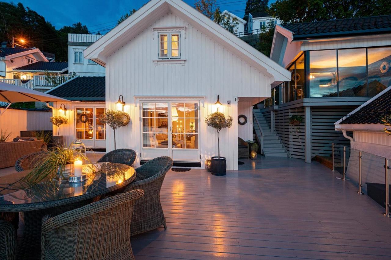 Luxurious Boathouse With Private Dock In The Best Location In Arendal Kültér fotó